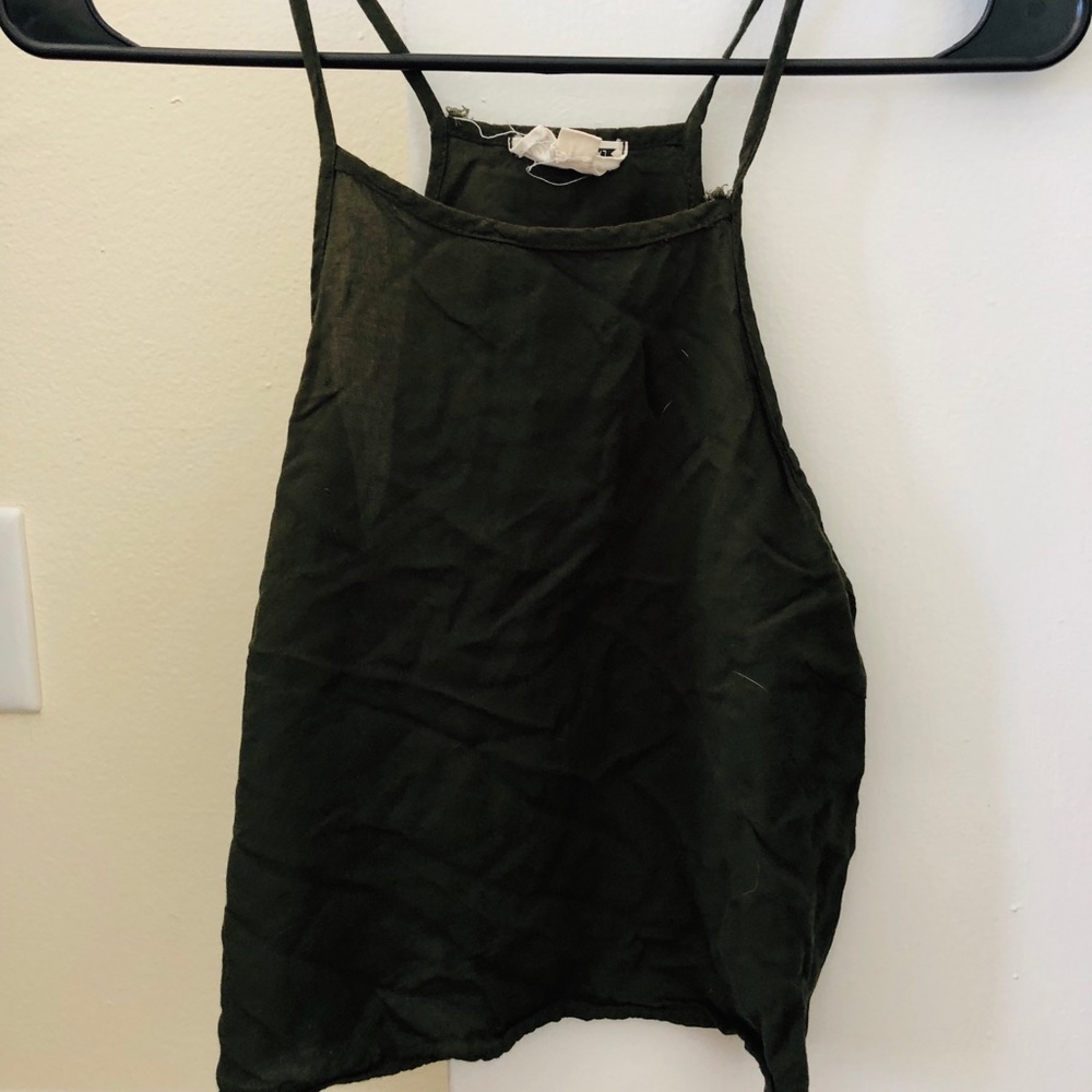 Halter tank